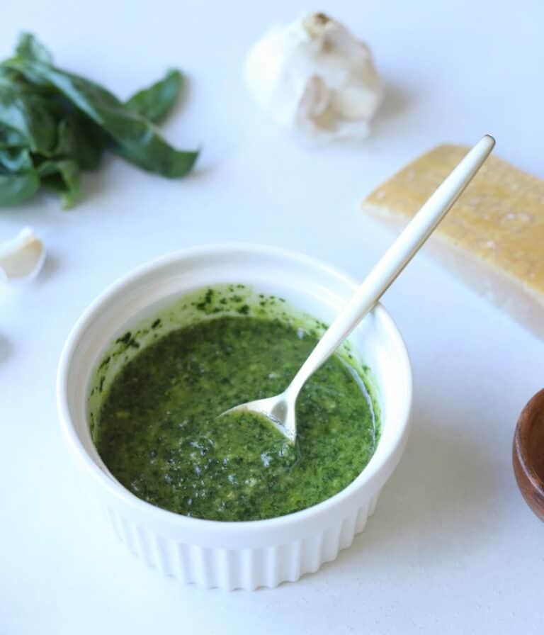 Healthy Vegetarian Pesto Sauce (10 Minute Recipe)