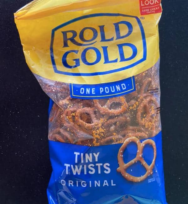 mini pretzel bag showing butter and seasoning inside